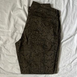 Old Navy, army green pattern pants, sz 14